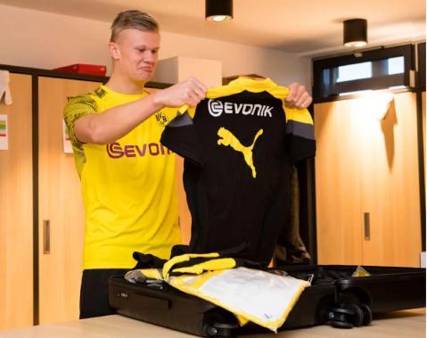 迪力穆拉提：我们捍卫了主场，感谢球迷们的支持（迪力穆拉提：主场守住了，感谢球迷支持）