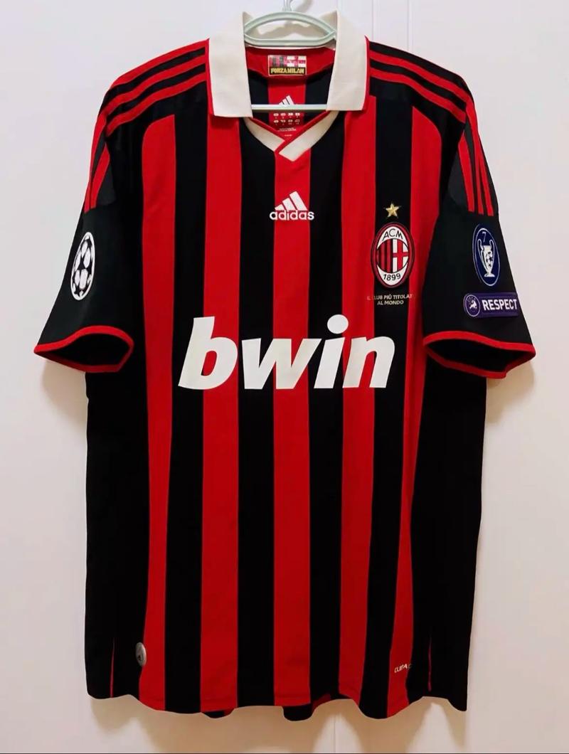 阿里亚斯入围2025年国际足联年度最佳男子阵容候...（阿里亚斯跻身2025年国际足联年度最佳男足阵容候选名单）