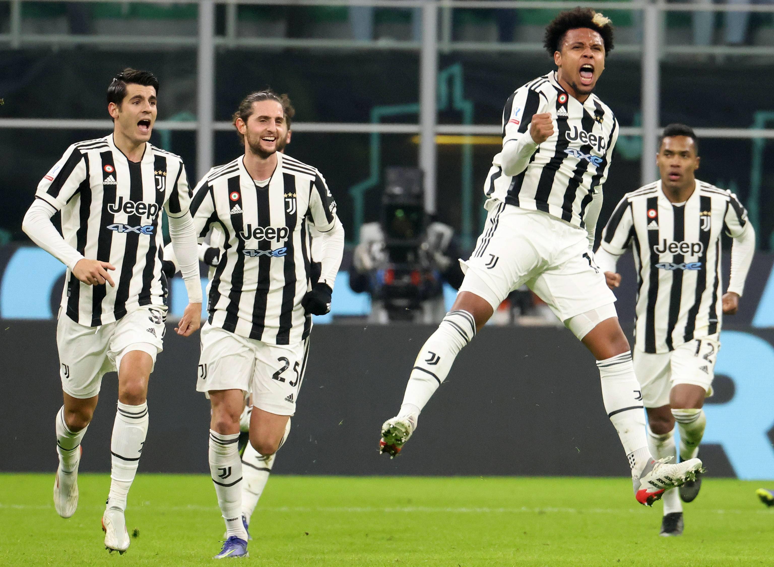 里斯-詹姆斯：欢迎滕森回斯坦福桥；我们会在球场上全力以赴（里斯-詹姆斯：欢迎滕森重返斯坦福桥，我们将在赛场上拼尽全力）