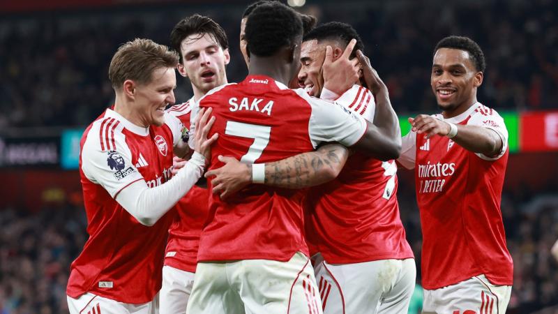 布达佩斯Major：NAVI 2-0横扫B8，3胜2负晋级8强淘汰赛（布达佩斯Major：NAVI 2-0零封B8，3胜2负挺进八强淘汰赛）