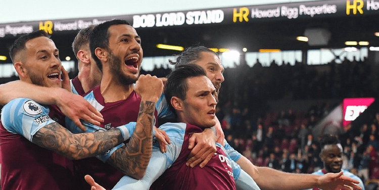 世体：欧足联检查员全面审查诺坎普，确认其可以举办欧冠比赛（世体：诺坎普通过欧足联全面核查，获准承办欧冠赛事）