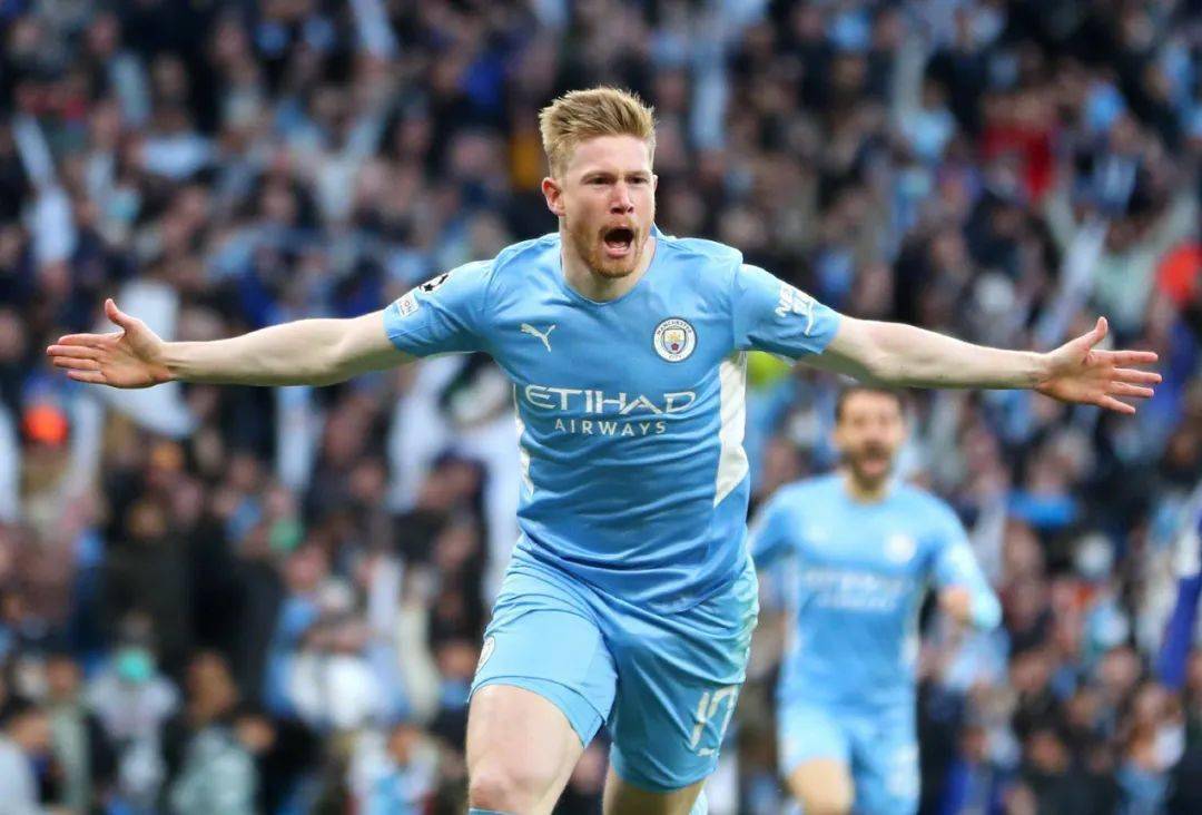 皇马官方：完成欧冠前最后一练，姆巴佩、卡马文加在室内训练（皇马通报：欧冠赛前最后一练结束，姆巴佩与卡马文加进行室内训练）