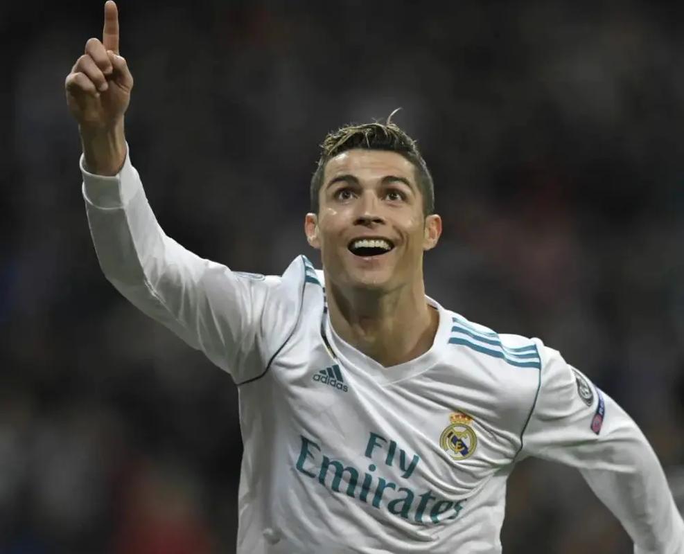 记者：汪士钦这张红牌就是多年来中国足球陋习的真实写照（记者：汪士钦这张红牌，正是中国足球多年积弊的缩影）