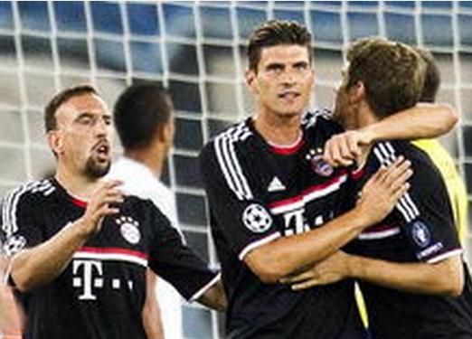 布伦森15分＆哈特13分，尼克斯半场22次罚球，雄鹿6次